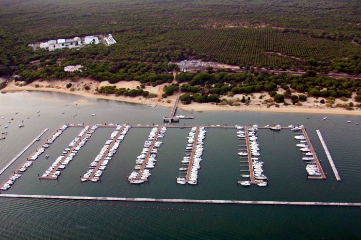 Puerto Deportivo Marina Nuevo Portil Marina