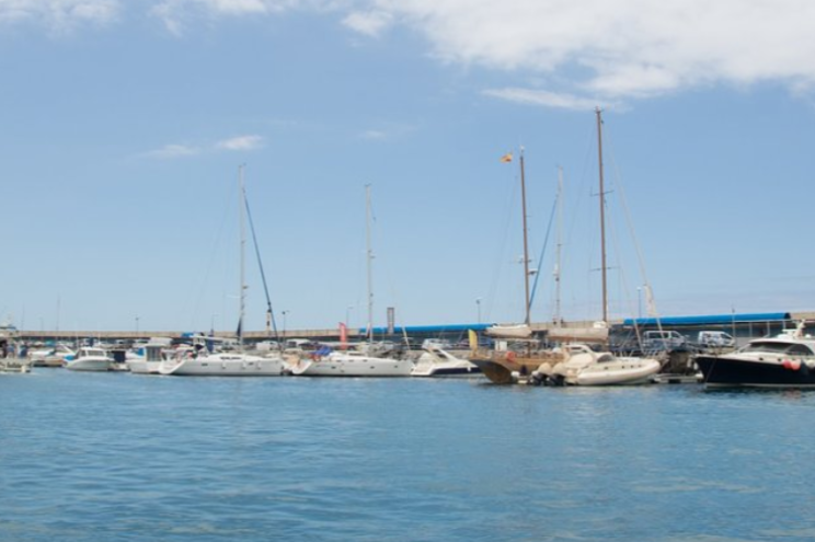 Club Náutico Puerto Colón de Adeje Marina