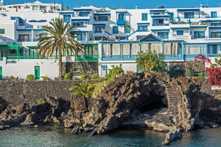 Puerto del Carmen Marina