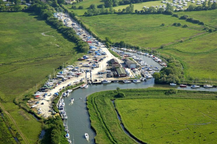 Ridge Wharf Yacht Centre Marina