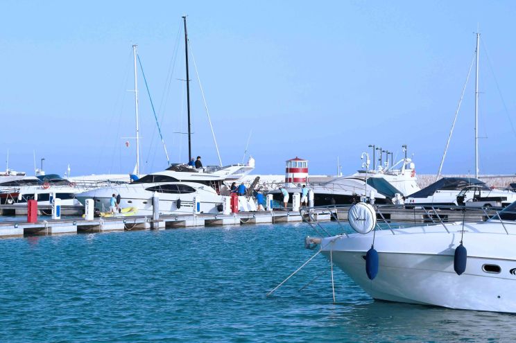 Cala Ponte Marina Marina