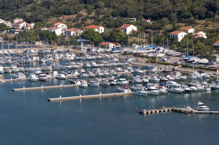 ACI Marina Supetarska Draga Marina