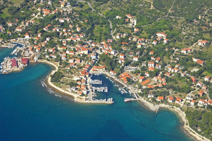 Nerezine Marina Marina