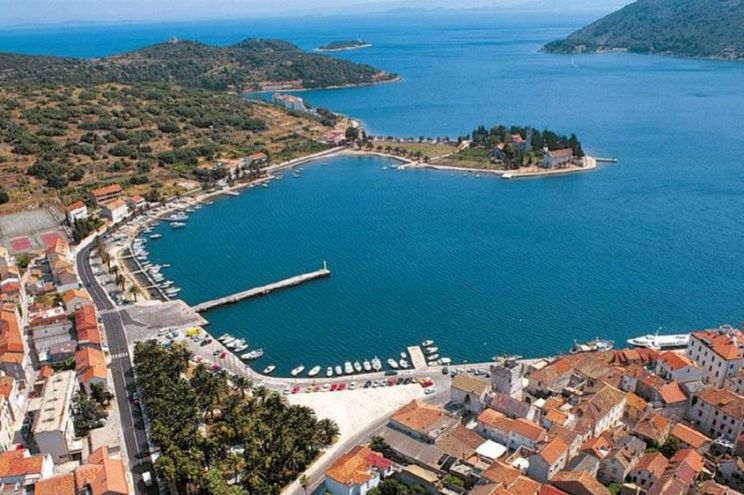 Viska Luka Marina Marina