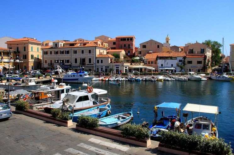 La Maddalena (Cala Gavetta) Marina