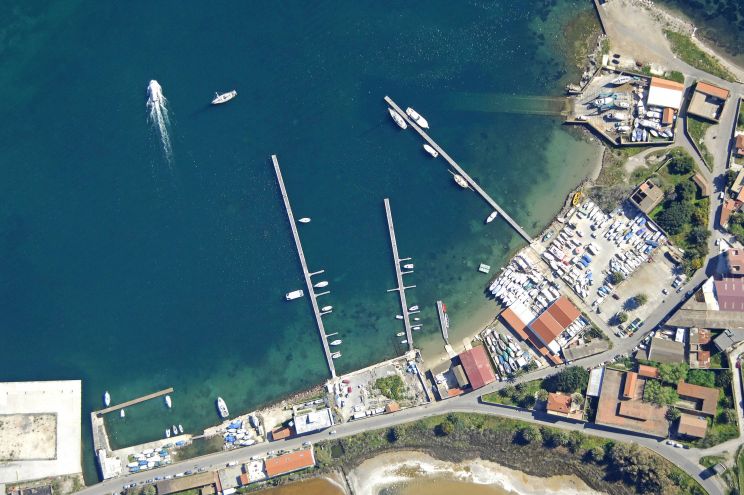 Service Yacht Carloforte Marina