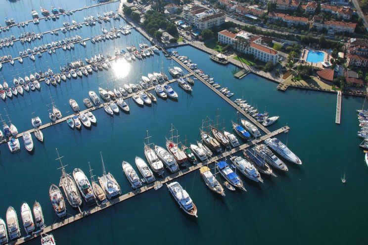 Ece Saray Marina Marina