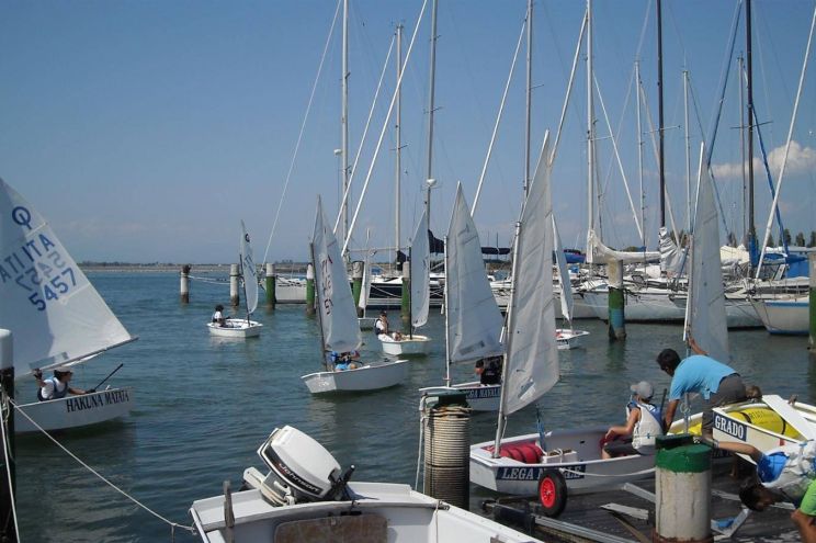 Ausa Corno Capan River Port Marina