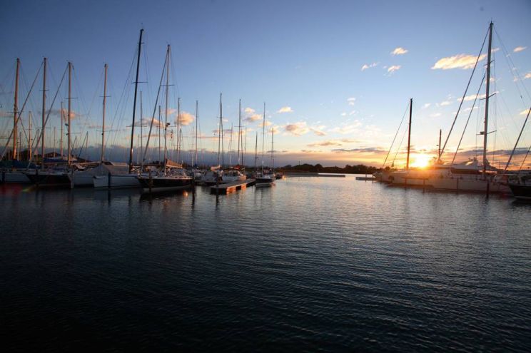 Ausa Corno Capan River Port Marina