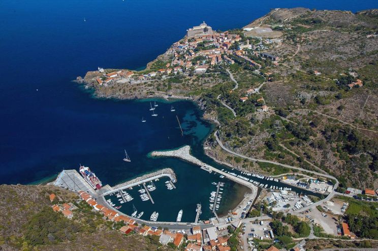 Marina di Capraia Isola Marina