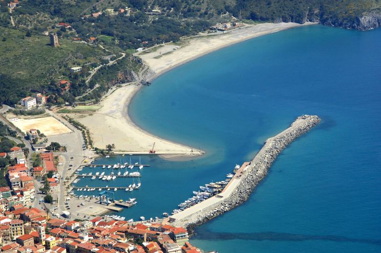 Porto Marina di Camerota Marina