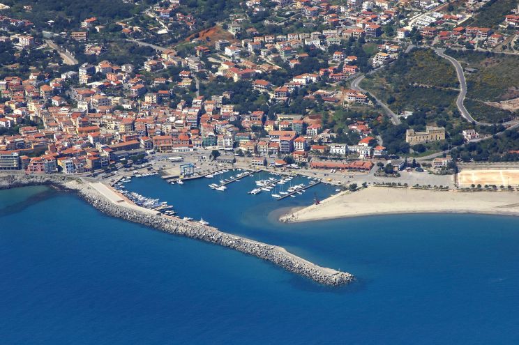 Porto Marina di Camerota Marina