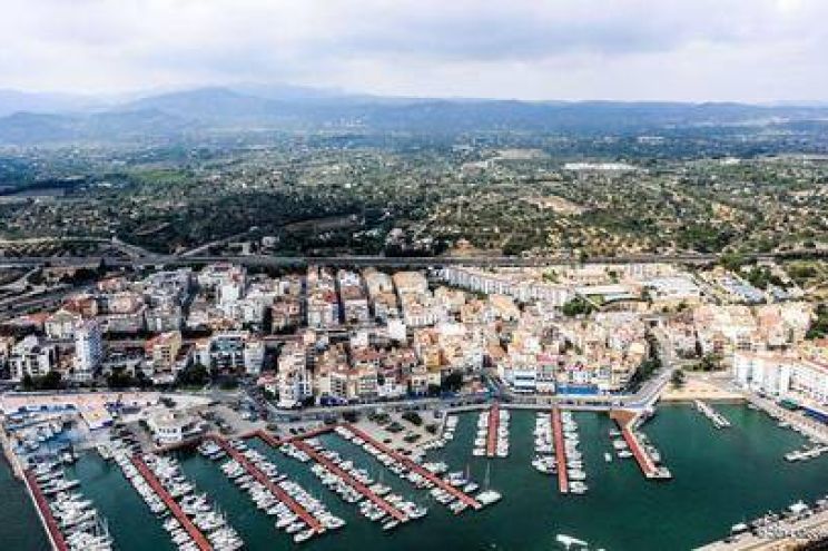 Ampolla Marina Marina