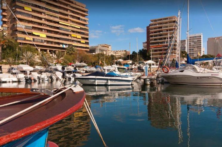 Club Nautico Costa Blanca Alicante Marina