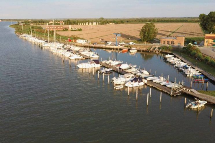 Marina Nuova di Porto Levante Marina