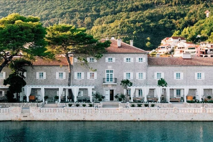 Marina Lazure Marina