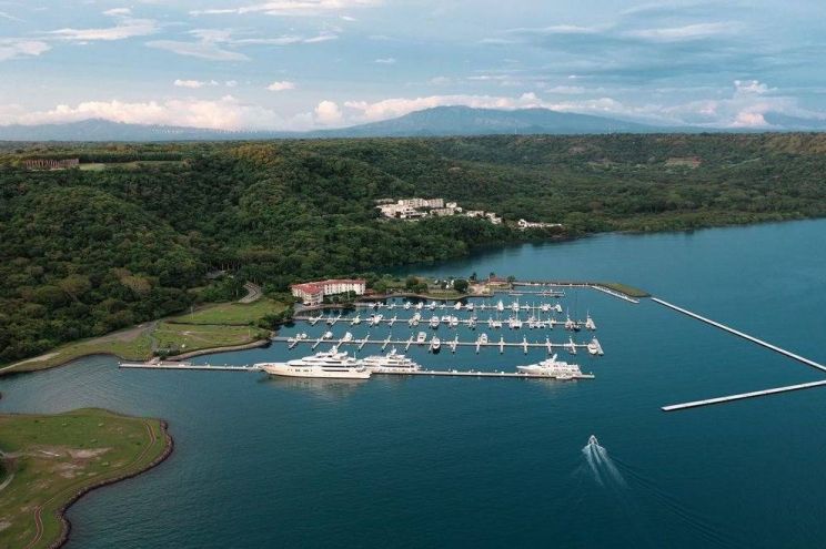 Flamingo Marina Marina