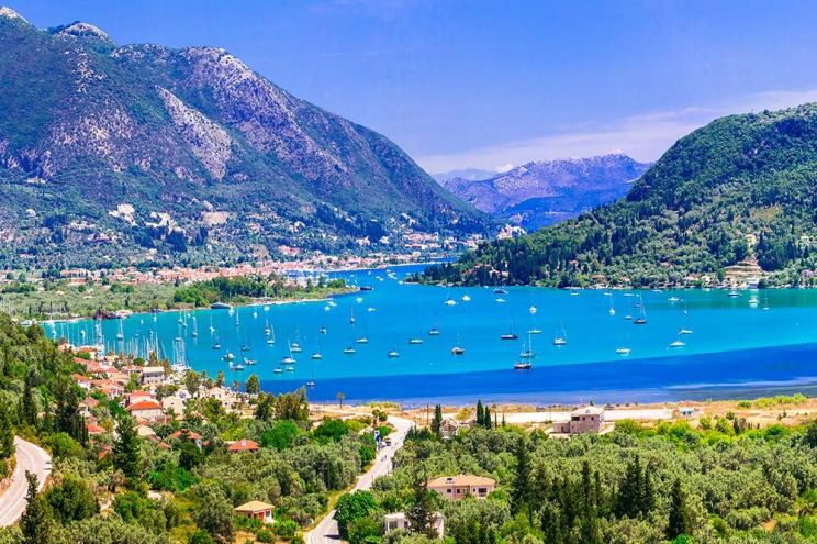 Vliho Yacht Club Marina