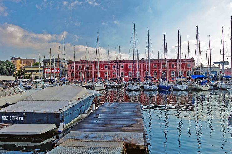 Porticciolo di Molosiglio Marina