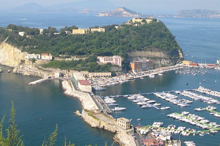 Porticciolo di Nisida Marina