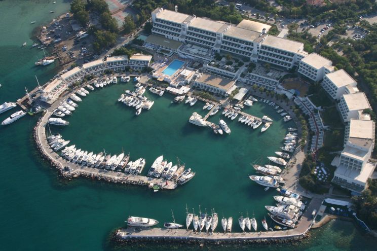 Setur Cesme Marina Marina