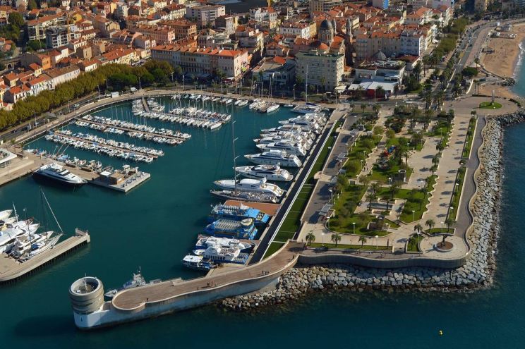 Saint Raphael Vieux Port Marina