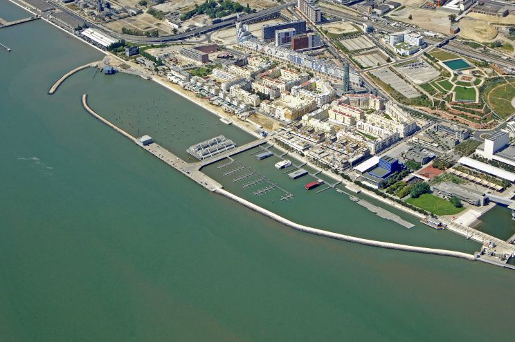 Parque das Nacoes Marina