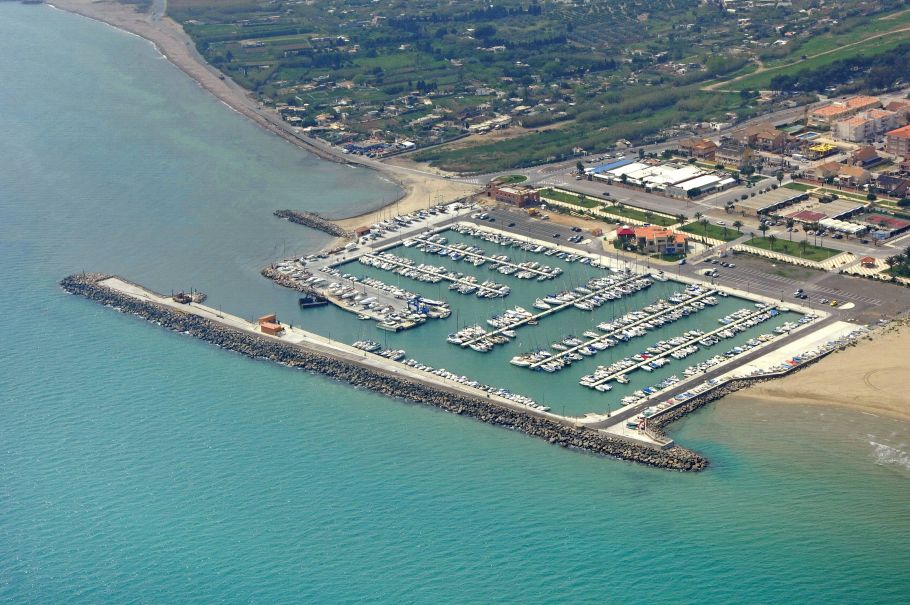 Club Náutico Canet de Berenguer Marina