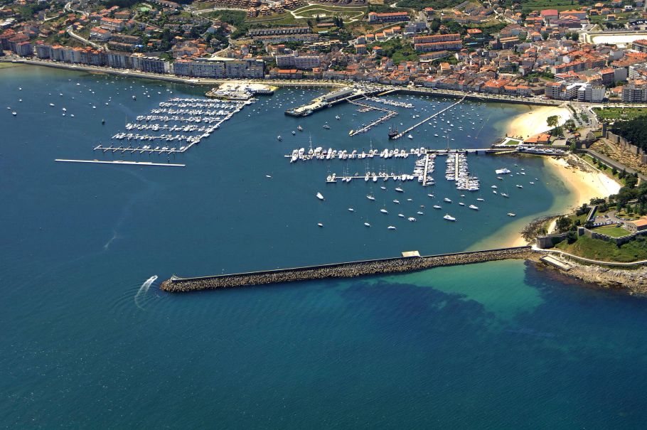 Monte Real Club de yates de Bayona Marina