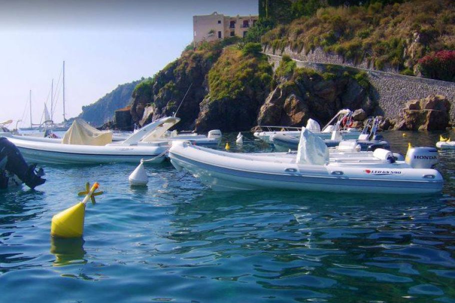 Ormeggio Eolie Marina