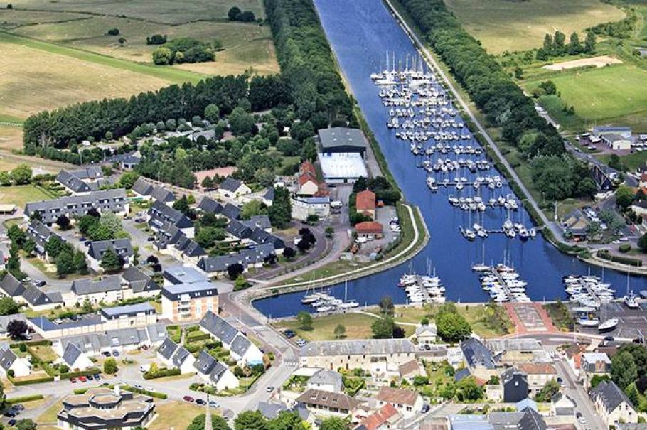 Carentan Marina